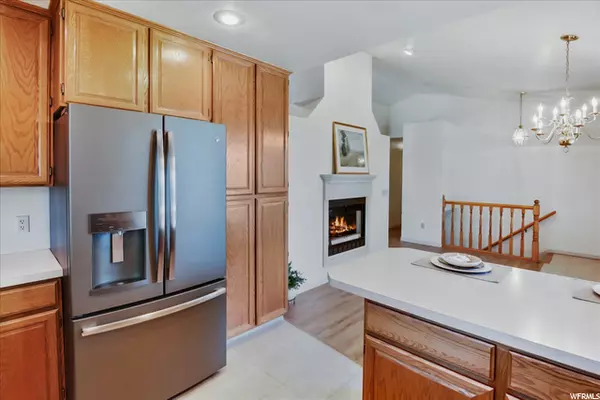 Washington Terrace, UT 84405,5454 S 150 E