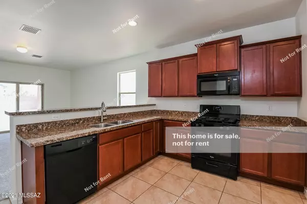 Tucson, AZ 85757,8297 W Razorbill Drive