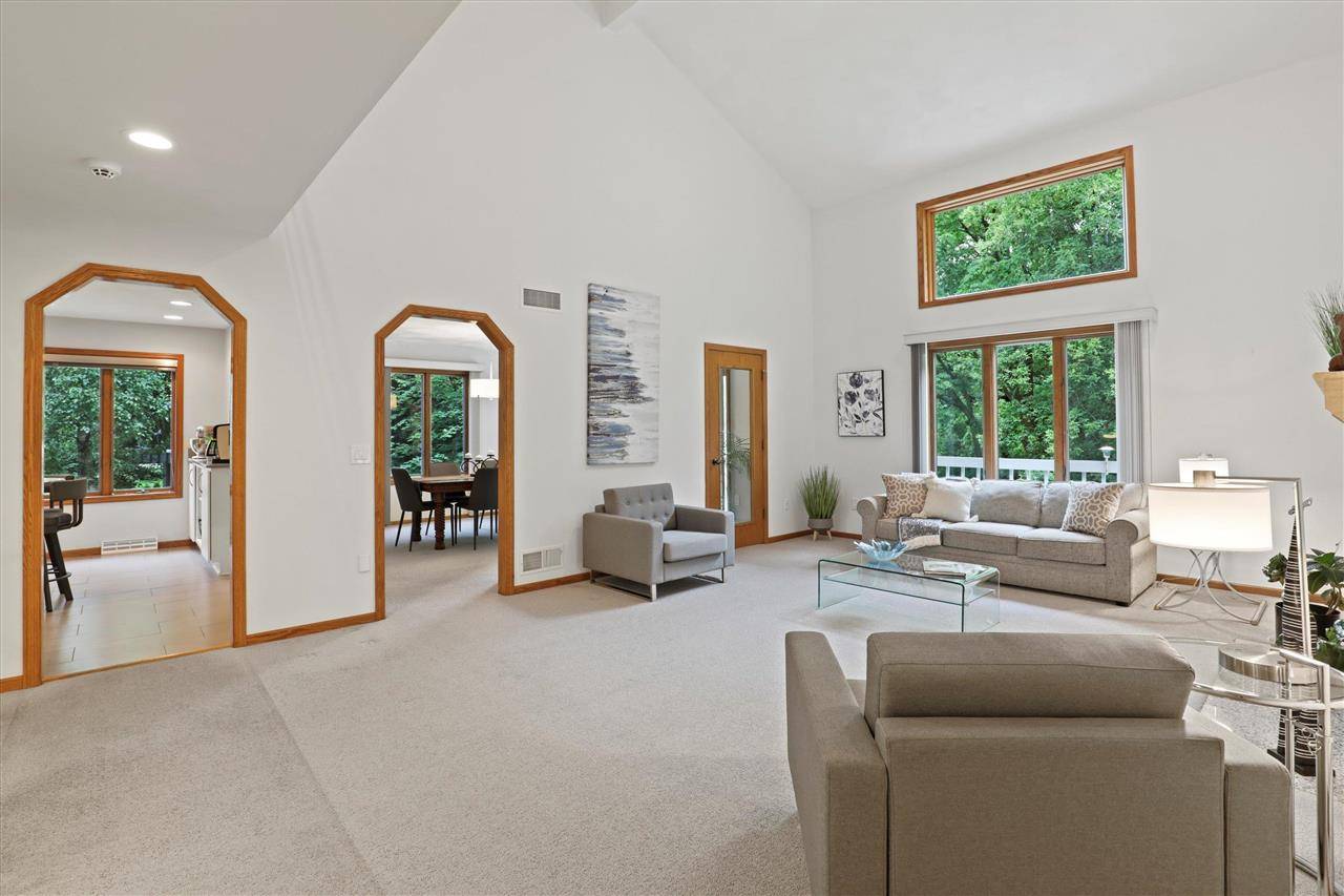 Madison, WI 53717,309 Sauk Creek Dr