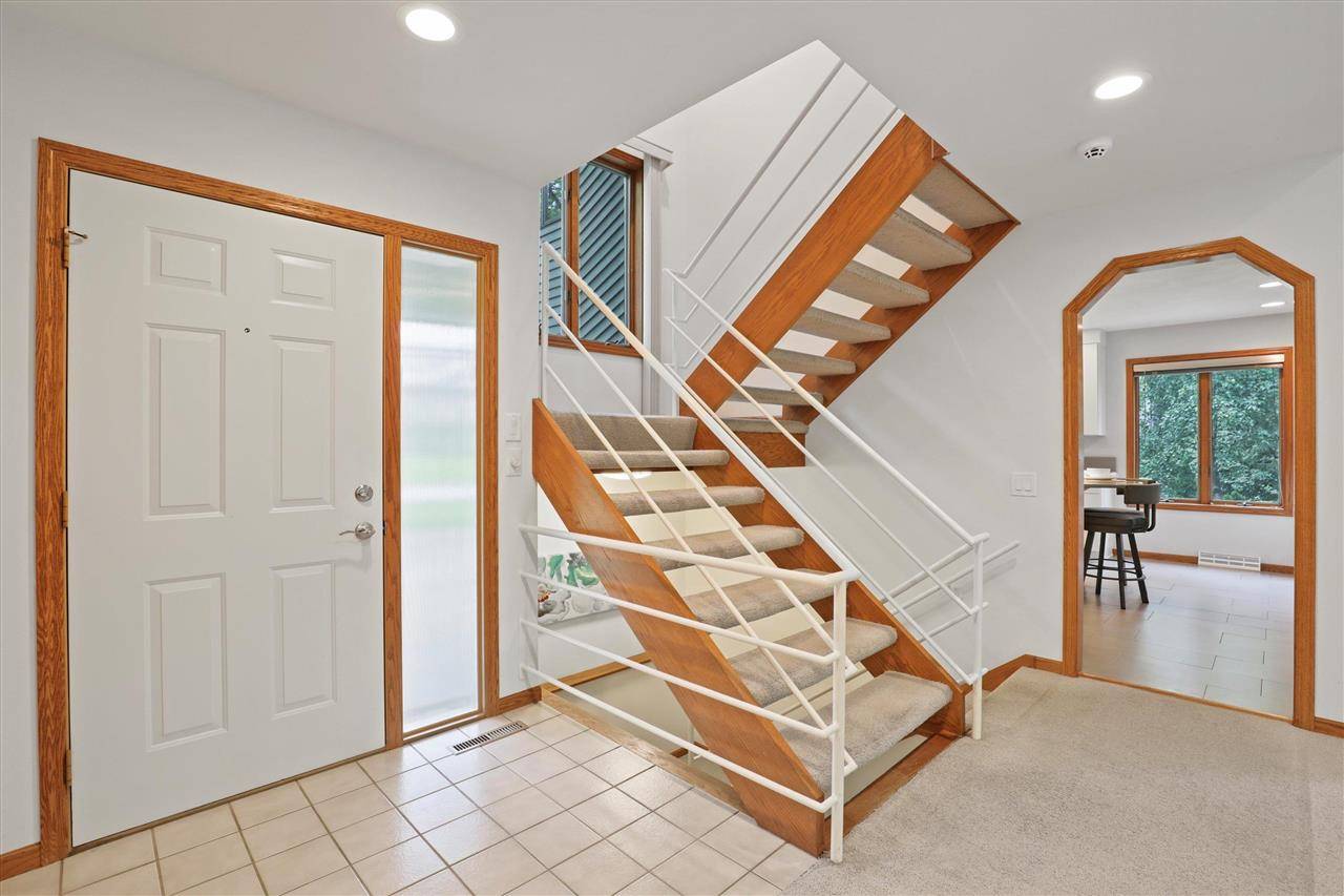 Madison, WI 53717,309 Sauk Creek Dr
