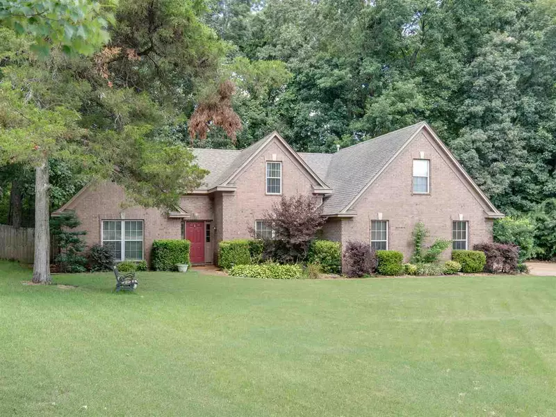 3464 BLUEBRIDGE CV, Lakeland, TN 38002