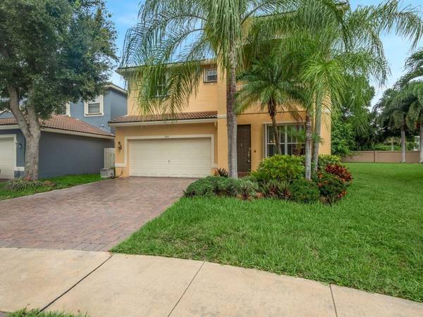 5261 Sancerre Circle, Lake Worth, FL 33463