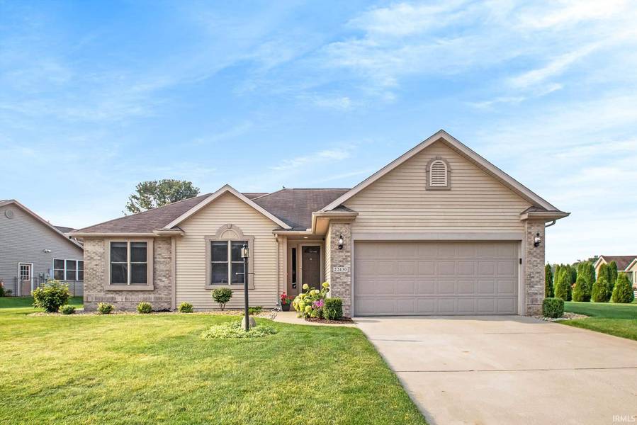 22430 Stonebridge Drive, Elkhart, IN 46514-6936