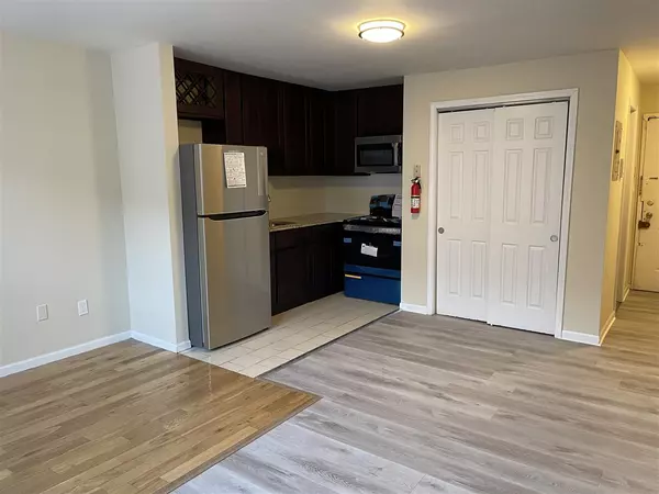 Union City, NJ 07087,320 49TH ST  #2D