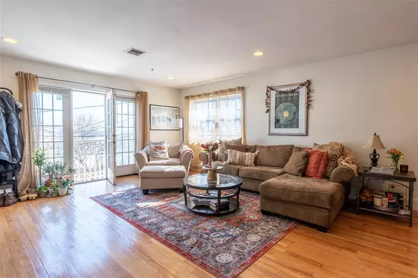 Union City, NJ 07087,1705 CLIFF ST #2L