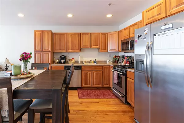 Union City, NJ 07087,1705 CLIFF ST #2L