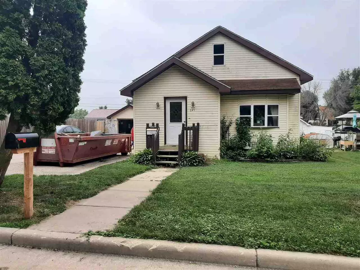 Fennimore, WI 53809,645 11th St