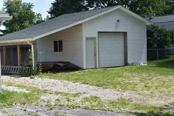 Smiths Creek, MI 48074,490 Pickford