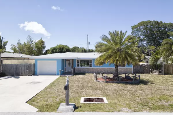 423 SW 1st AVE, Boynton Beach, FL 33435