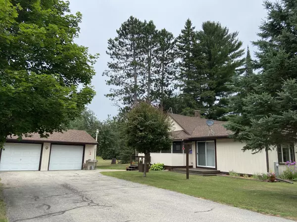 W8865 Dow Dam Rd, Amberg, WI 54102