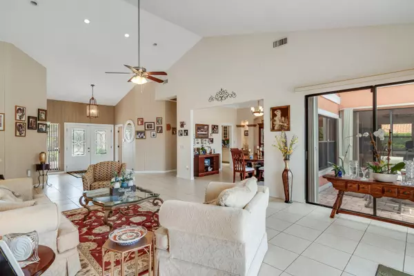 Wellington, FL 33414,12735 Headwater CIR