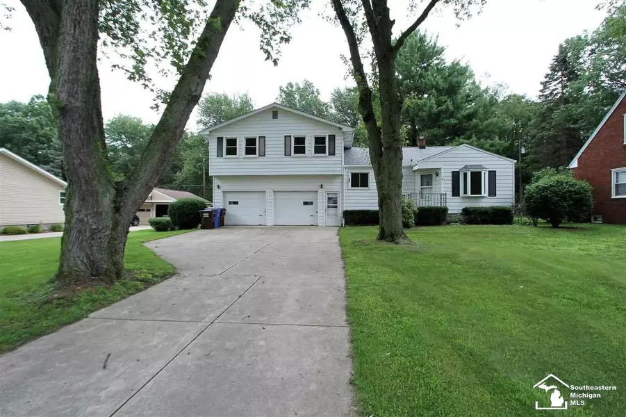 2108 Vivian, Monroe, MI 48162