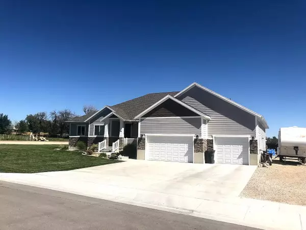 Ferron, UT 84523,380 N 100 E