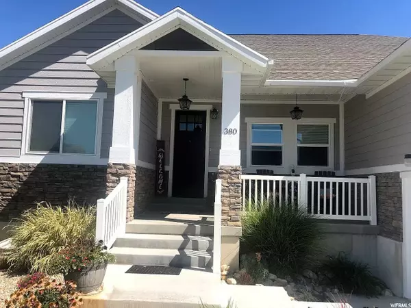 Ferron, UT 84523,380 N 100 E