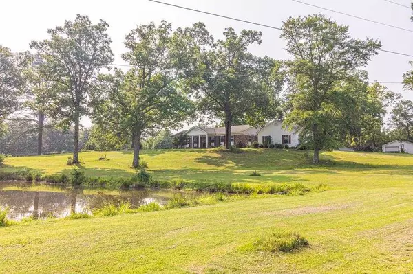 Selmer, TN 38375,144 NEW BETHEL RD