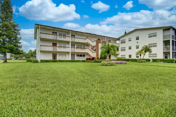 72 Mansfield B, Boca Raton, FL 33434