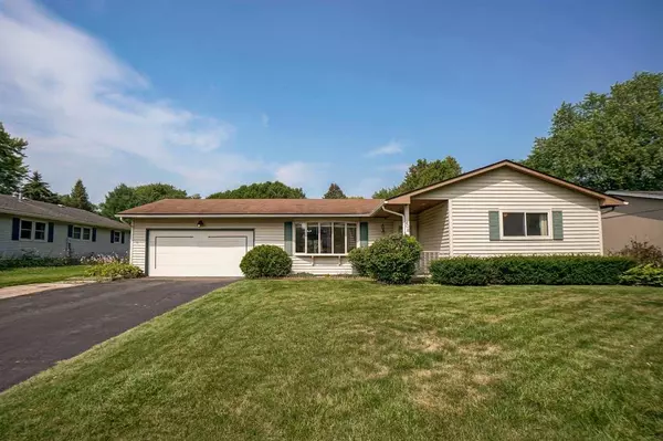 208 N Nine Mound Rd, Verona, WI 53593