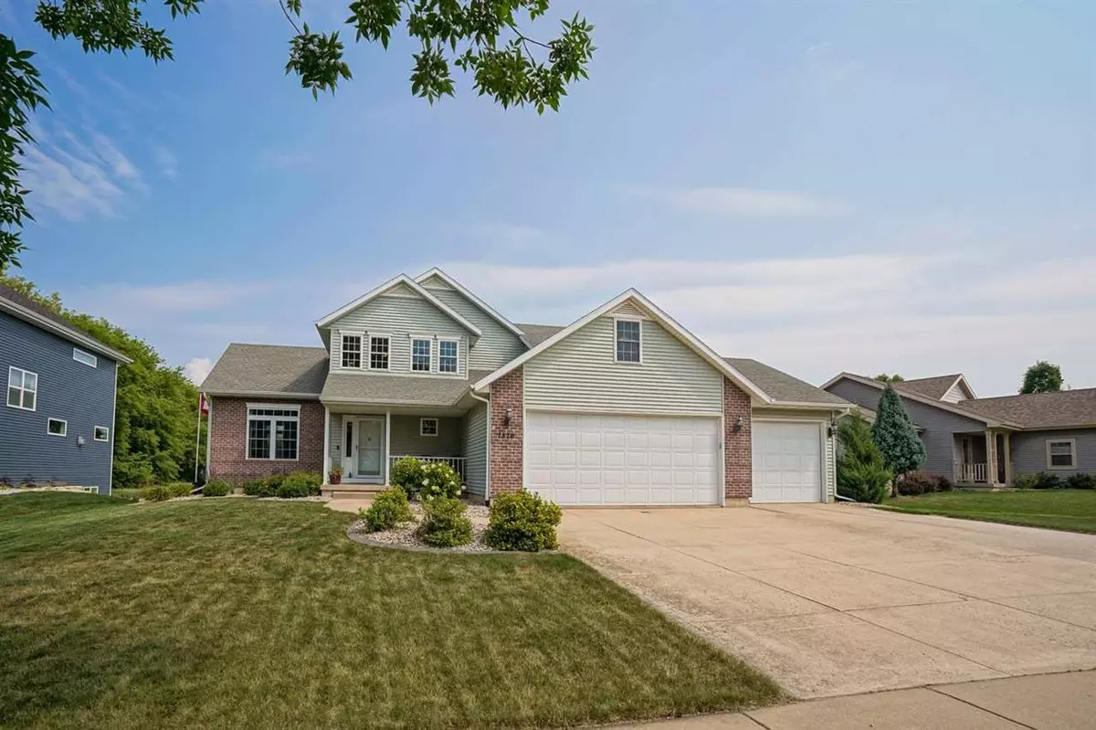 Sun Prairie, WI 53590,1576 Chadsworth Dr