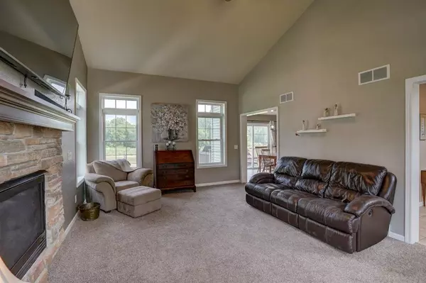 Sun Prairie, WI 53590,1576 Chadsworth Dr