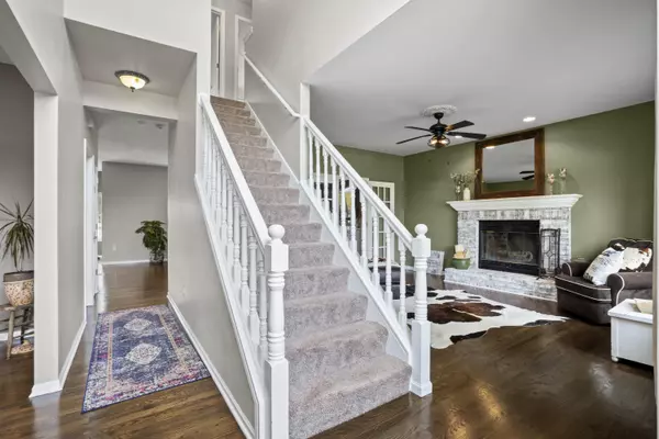 Oconomowoc, WI 53066,561 River Bluff Cir