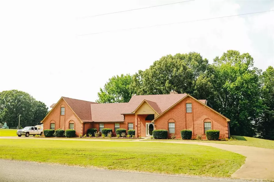 11410 FEATHERS CHAPEL DR, Oakland, TN 38060