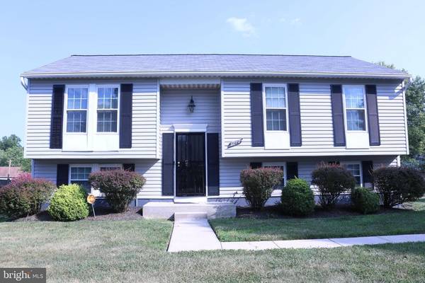 2012 MAPLELEAF PL, Upper Marlboro, MD 20774