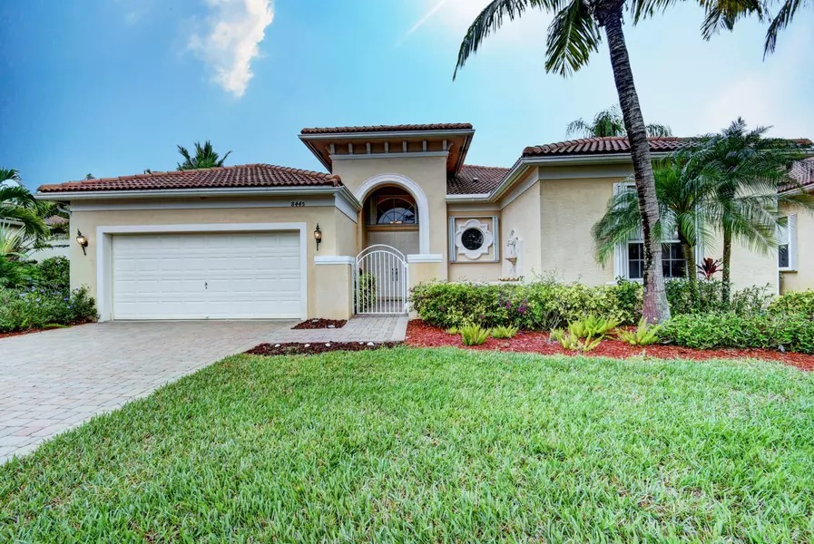 8445 Pine Cay, West Palm Beach, FL 33411