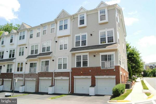 11576-B CAVALIER LANDING CT #901-B, Fairfax, VA 22030