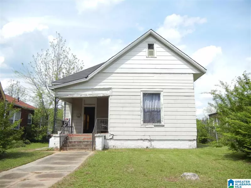 1108 4TH CT W, Birmingham, AL 35204