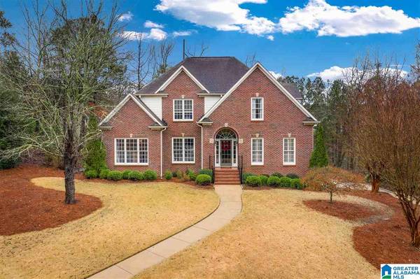 9037 PARK CREST RD, Vestavia Hills, AL 35242