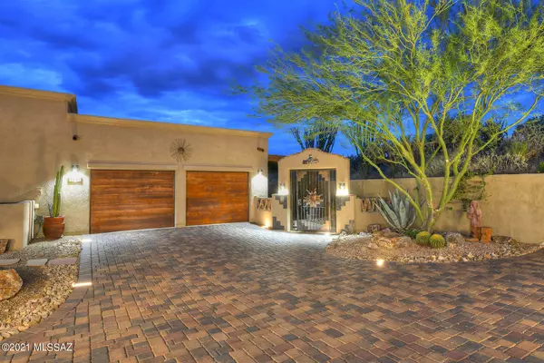 1047 W Corte Sombra De Terraza, Green Valley, AZ 85622