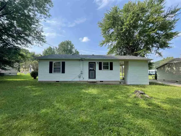 Adamsville, TN 38310,115 LYNN ST