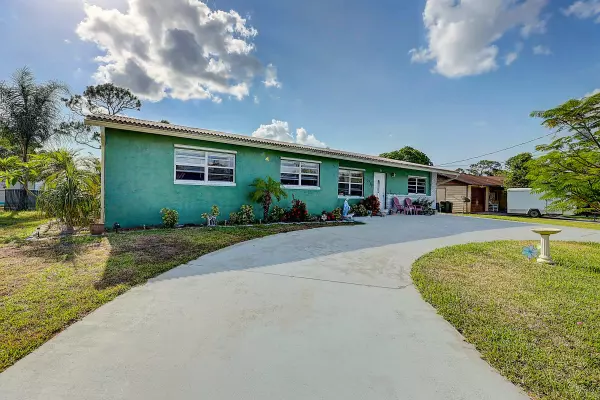 Fort Pierce, FL 34982,5906 Cassia DR