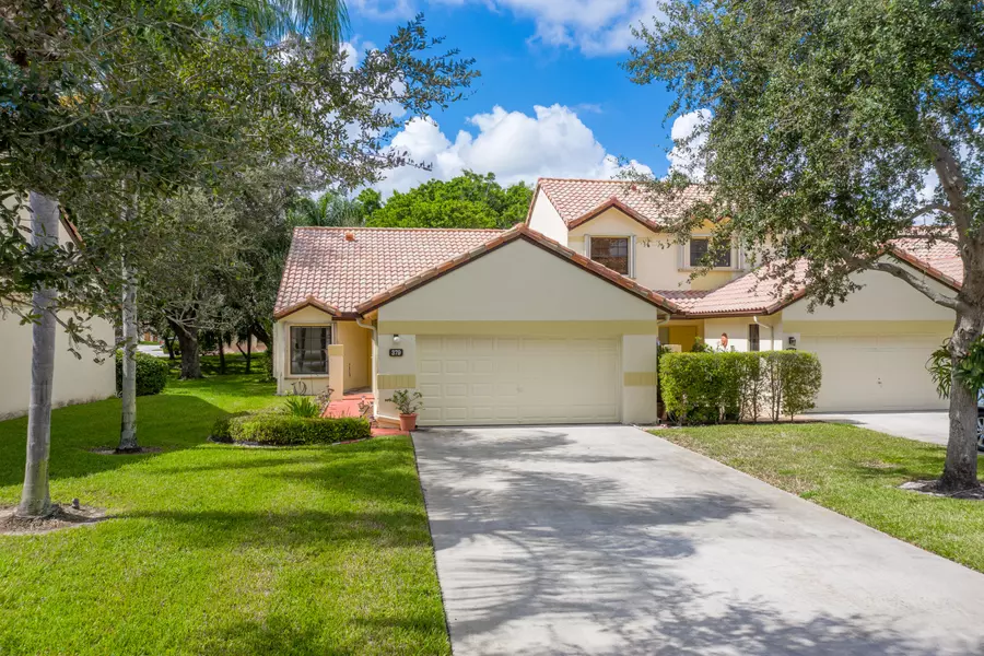 379 Driftwood TER, Boca Raton, FL 33431