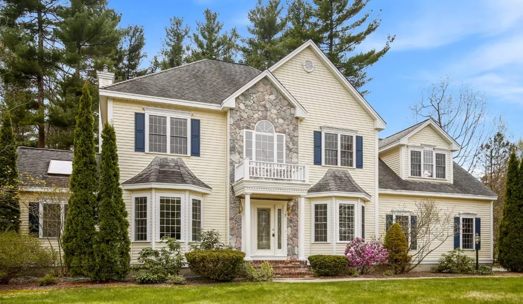 7 Cutter Ln, Westford, MA 01886