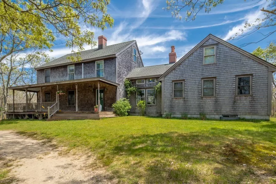 220 Waldron's Bottom Rd, West Tisbury, MA 02575