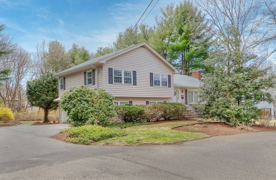 212 Strasser Avenue, Westwood, MA 02090