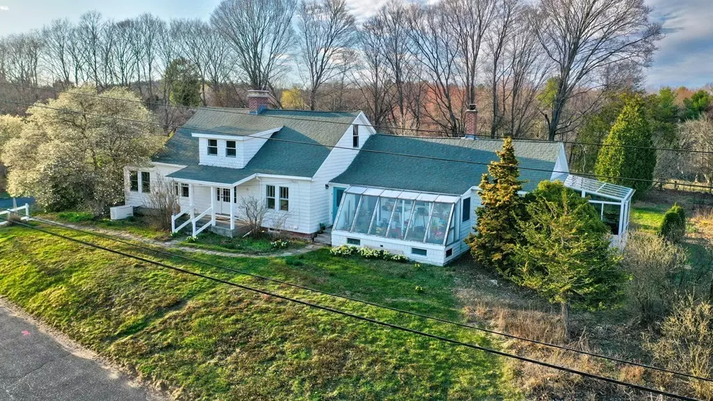 574 North Gulf Road, Belchertown, MA 01007