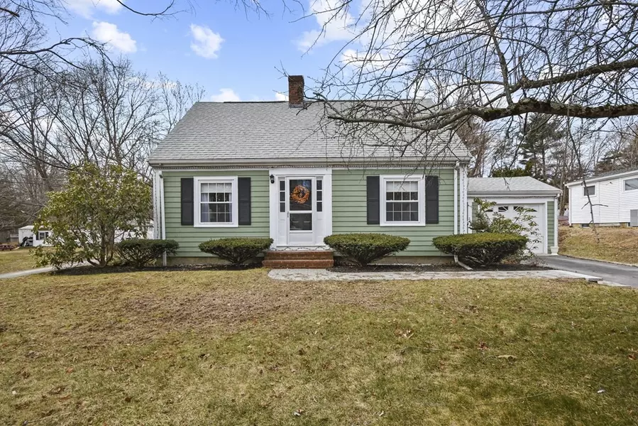 246 South Street, Holbrook, MA 02343