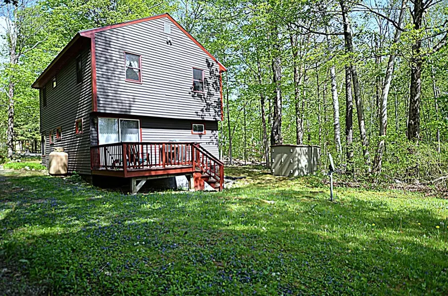 376 Wells Rd, Becket, MA 01223