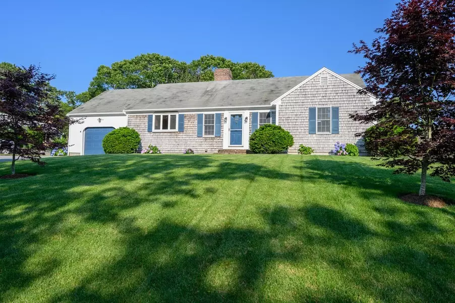 9 Raneo Way, Harwich, MA 02645