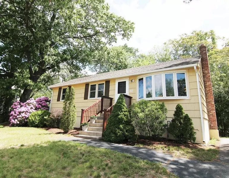 40 Coburn Drive, Lowell, MA 01854