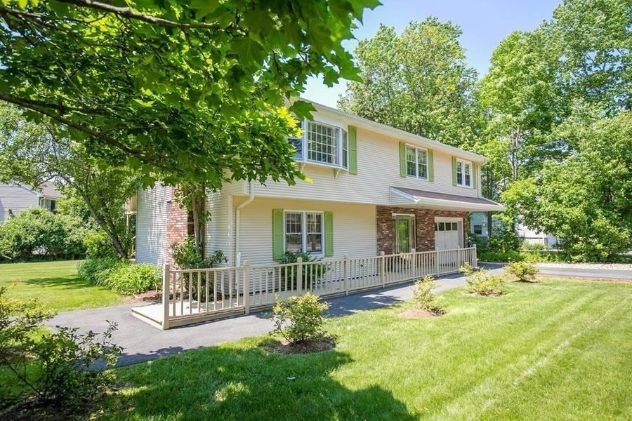 47 Wilmington Road, Burlington, MA 01803