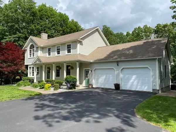 300 S Longyard Rd, Southwick, MA 01077