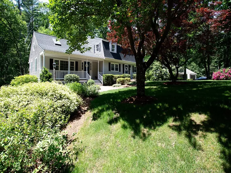 6 Marlboro Rd, Georgetown, MA 01833