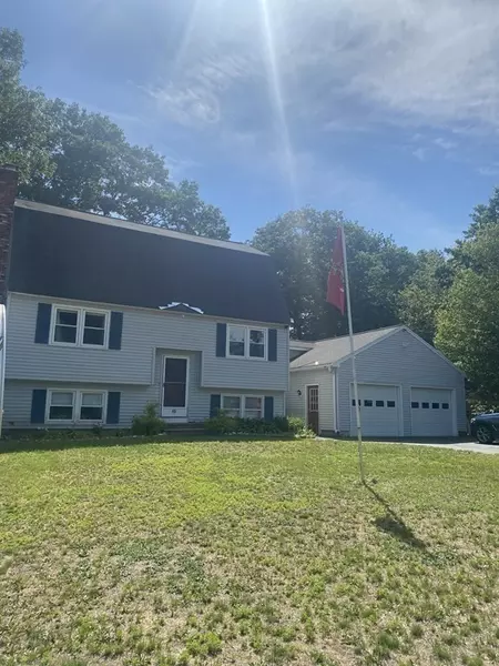 15 Willow Dr., Townsend, MA 01469