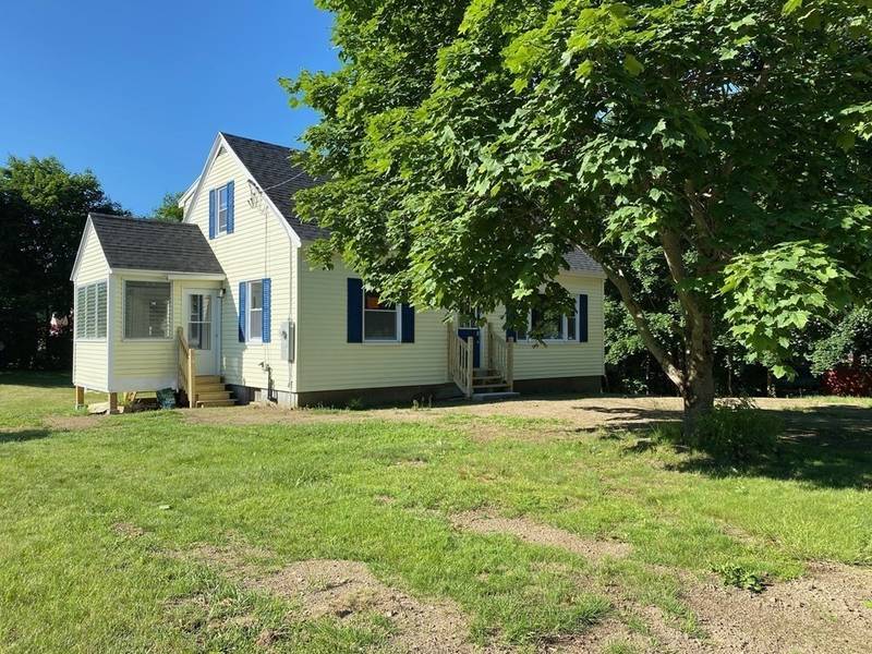 9 Pine Street, Templeton, MA 01436