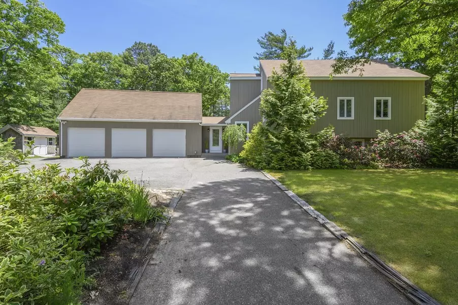 12 Maritime Drive, Wareham, MA 02571