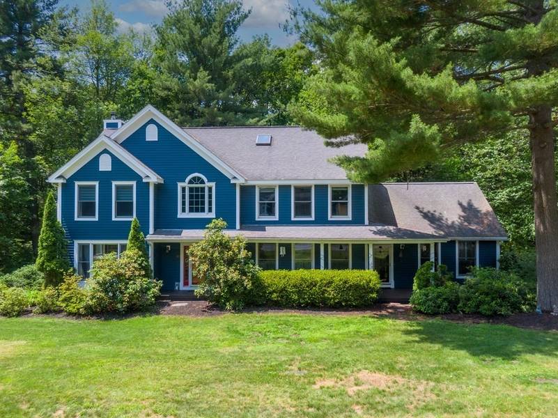 37 Woodlot Rd, Amherst, MA 01002