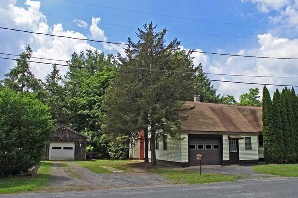 16 15th Street, Montague, MA 01376